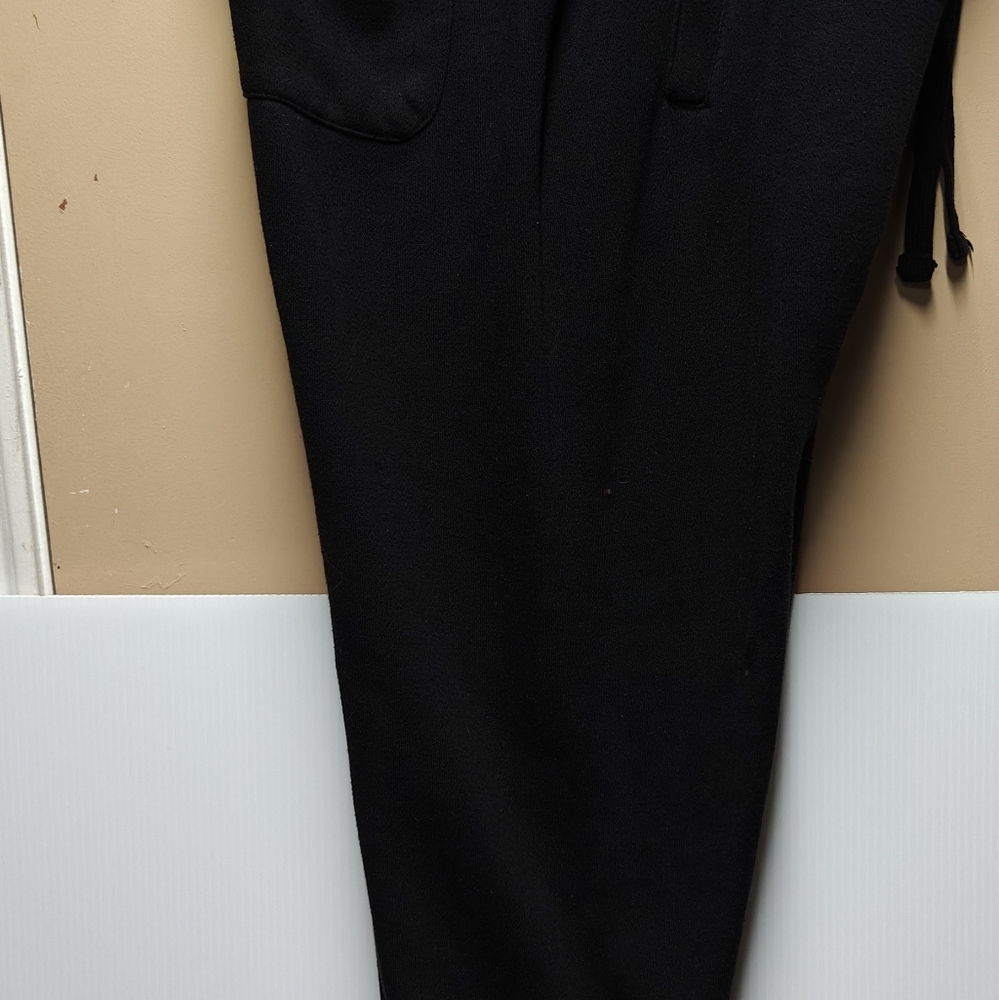 Sweatpants - Picture 2 of 5
